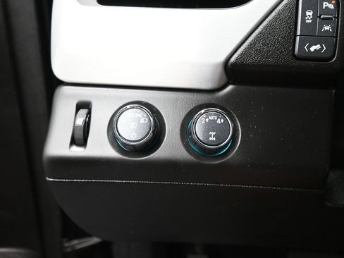 Used 2019 GMC Yukon XL SLT w/ Open Road Package image 14