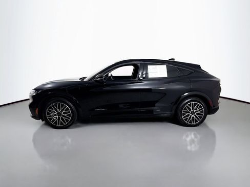 Certified 2024 Ford Mustang Mach-E Premium AWD/4WD image 4