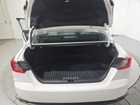 Used 2025 Toyota Camry Hybrid FWD image 21