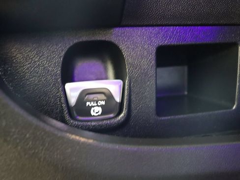 Used 2024 RAM ProMaster 3500 w/ Advanced Safety Group FWD image 33