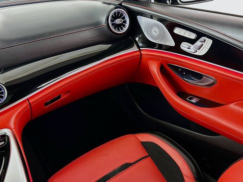 Used 2024 Mercedes-Benz AMG GT 43 image 23