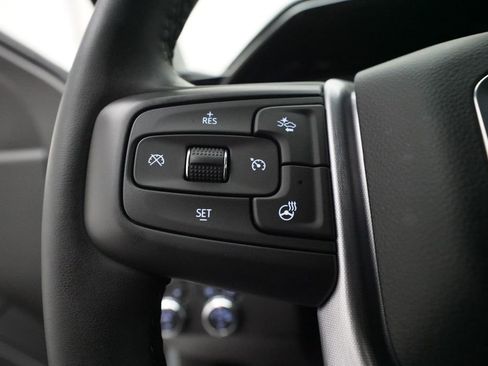 Used 2024 GMC Sierra 1500 Elevation image 17