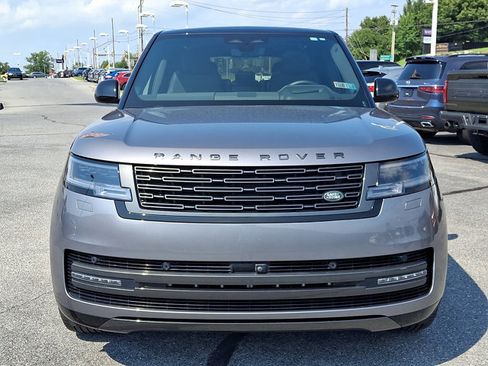 Used 2024 Land Rover Range Rover SE AWD/4WD image 2
