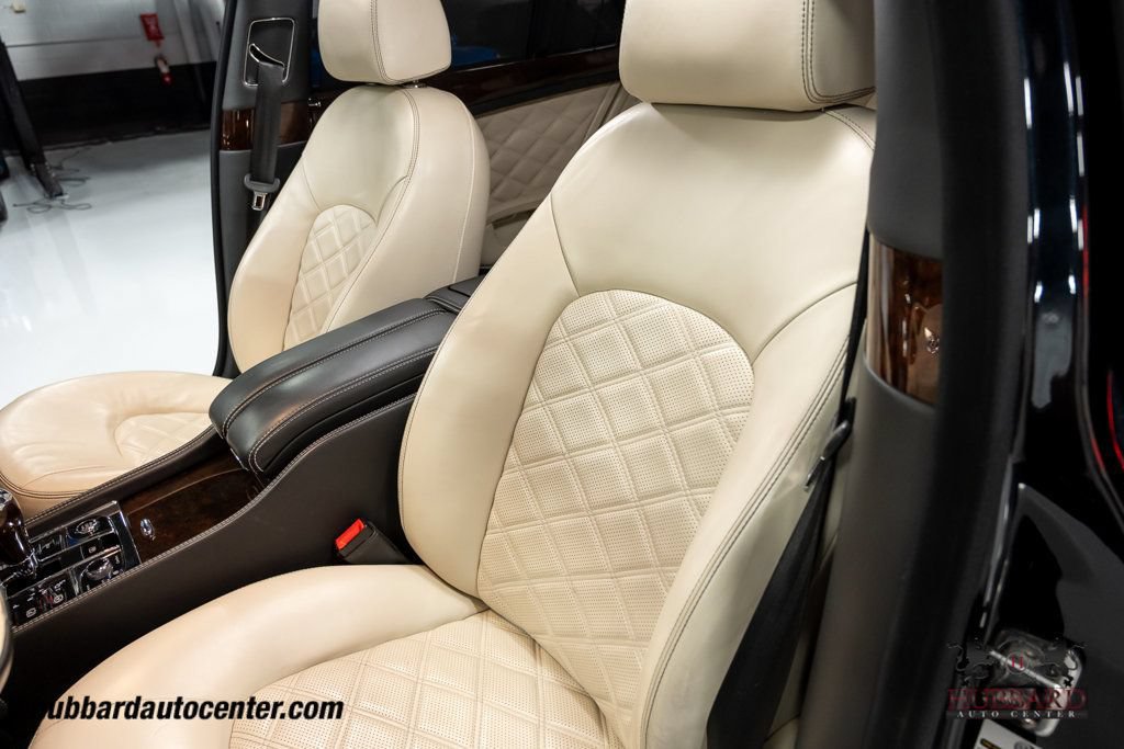 Used 2016 Bentley Mulsanne RWD image 18