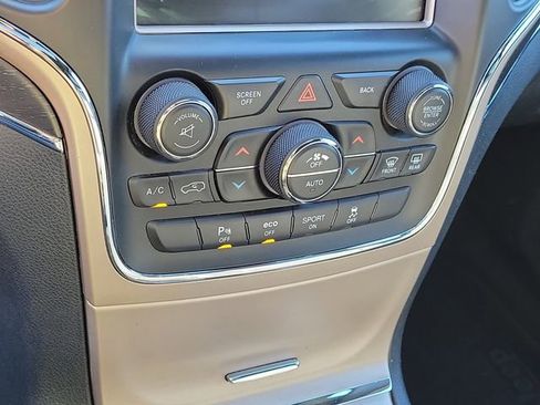 Used 2017 Jeep Grand Cherokee Limited w/ Trailer Tow Group IV AWD/4WD image 19