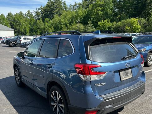 Used 2023 Subaru Forester Limited AWD/4WD image 7