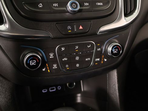 Used 2022 Chevrolet Equinox LT AWD/4WD image 7