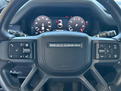 Used 2024 Land Rover Defender 110 X-Dynamic SE AWD/4WD image 29