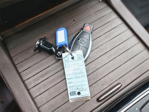 Used 2018 Mercedes-Benz GLE 350 4MATIC image 28