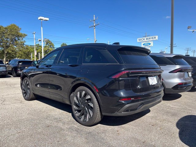 New 2026 Lincoln Nautilus Reserve w/ Jet Appearance Package AWD/4WD image 5