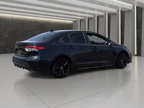 Used 2022 Toyota Corolla SE w/ Carpet Mat Package (TMS) FWD image 6
