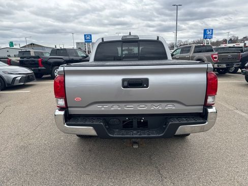 Used 2016 Toyota Tacoma TRD Off-Road w/ Towing Package image 6