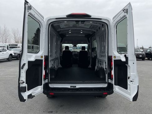 New 2026 Ford Transit 250 148 Medium Roof Extended AWD image 21