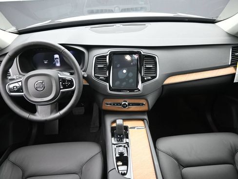 New 2025 Volvo XC90 B6 Plus w/ Protection Package Premier AWD/4WD image 20