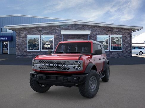 New 2025 Ford Bronco Badlands w/ Sasquatch Package AWD/4WD image 2