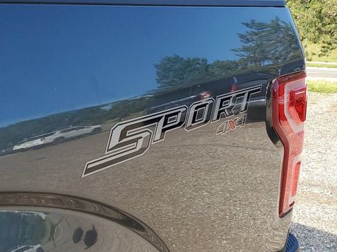 Used 2020 Ford F150 XLT w/ Equipment Group 302A Luxury AWD/4WD image 7