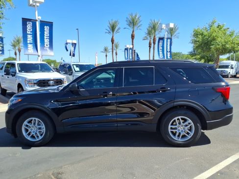 Certified 2026 Ford Explorer Active RWD image 7