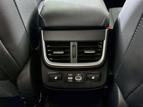 Used 2025 Subaru Outback Limited AWD/4WD image 27
