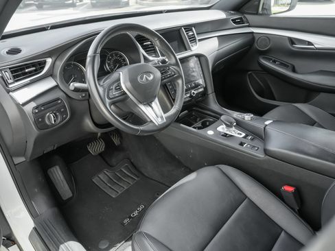 Used 2021 INFINITI QX50 Luxe w/ Appearance Package FWD image 16