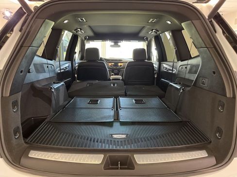 Certified 2024 Cadillac XT6 Luxury w/ LPO, Floor Liner Package image 12