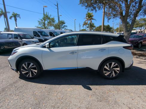 Used 2023 Nissan Murano SL image 8