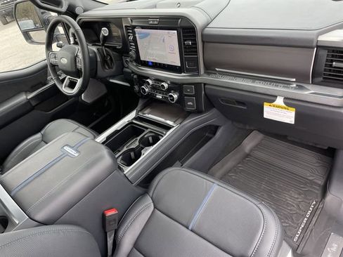 New 2026 Ford F450 Platinum w/ FX4 Off-Road Package image 16