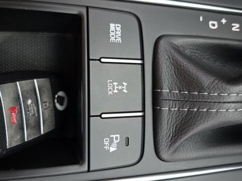 Used 2016 Kia Sorento SX AWD/4WD image 64