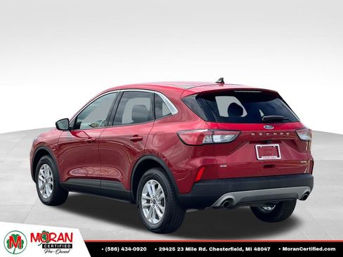 Used 2022 Ford Escape SE w/ Convenience Package AWD/4WD image 4