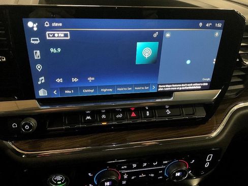 Used 2023 Chevrolet Silverado 1500 RST image 17