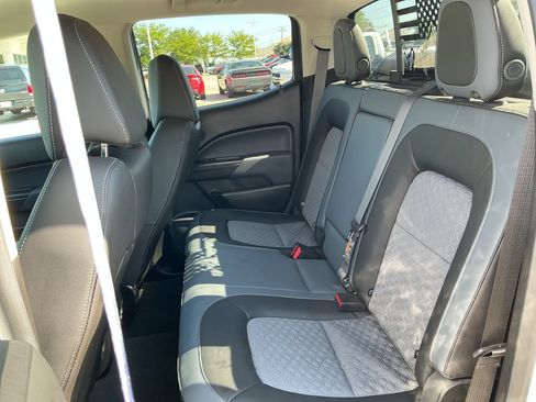 Used 2022 Chevrolet Colorado Z71 AWD/4WD image 25