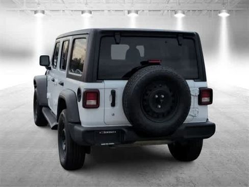 Used 2018 Jeep Wrangler Unlimited Sport S image 7