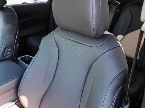 New 2026 Kia Carnival SX Prestige image 28