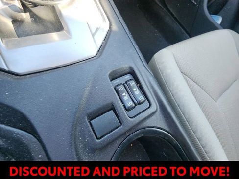 Used 2017 Subaru Impreza 2.0i Premium image 24
