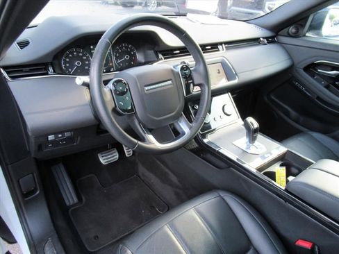 Used 2020 Land Rover Range Rover Evoque R-Dynamic S image 15