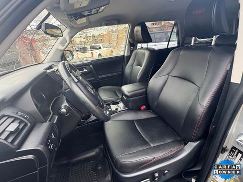 Used 2018 Toyota 4Runner TRD Off-Road Premium image 2