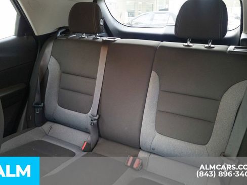 Used 2025 Chevrolet TrailBlazer LT image 16