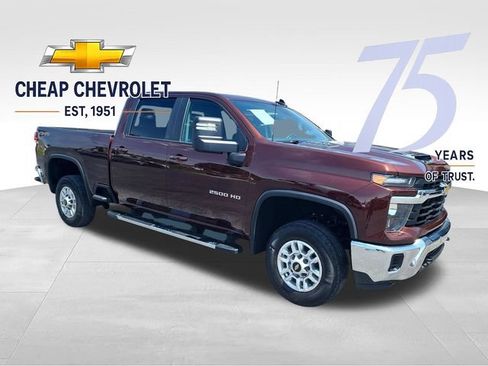 Used 2024 Chevrolet Silverado 2500 LT AWD/4WD image 7