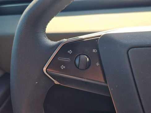 Used 2026 Tesla Cybertruck 2WD Crew Cab image 29
