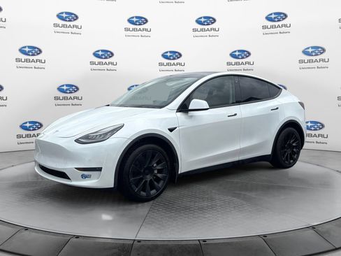 Used 2020 Tesla Model Y Long Range AWD/4WD image 2
