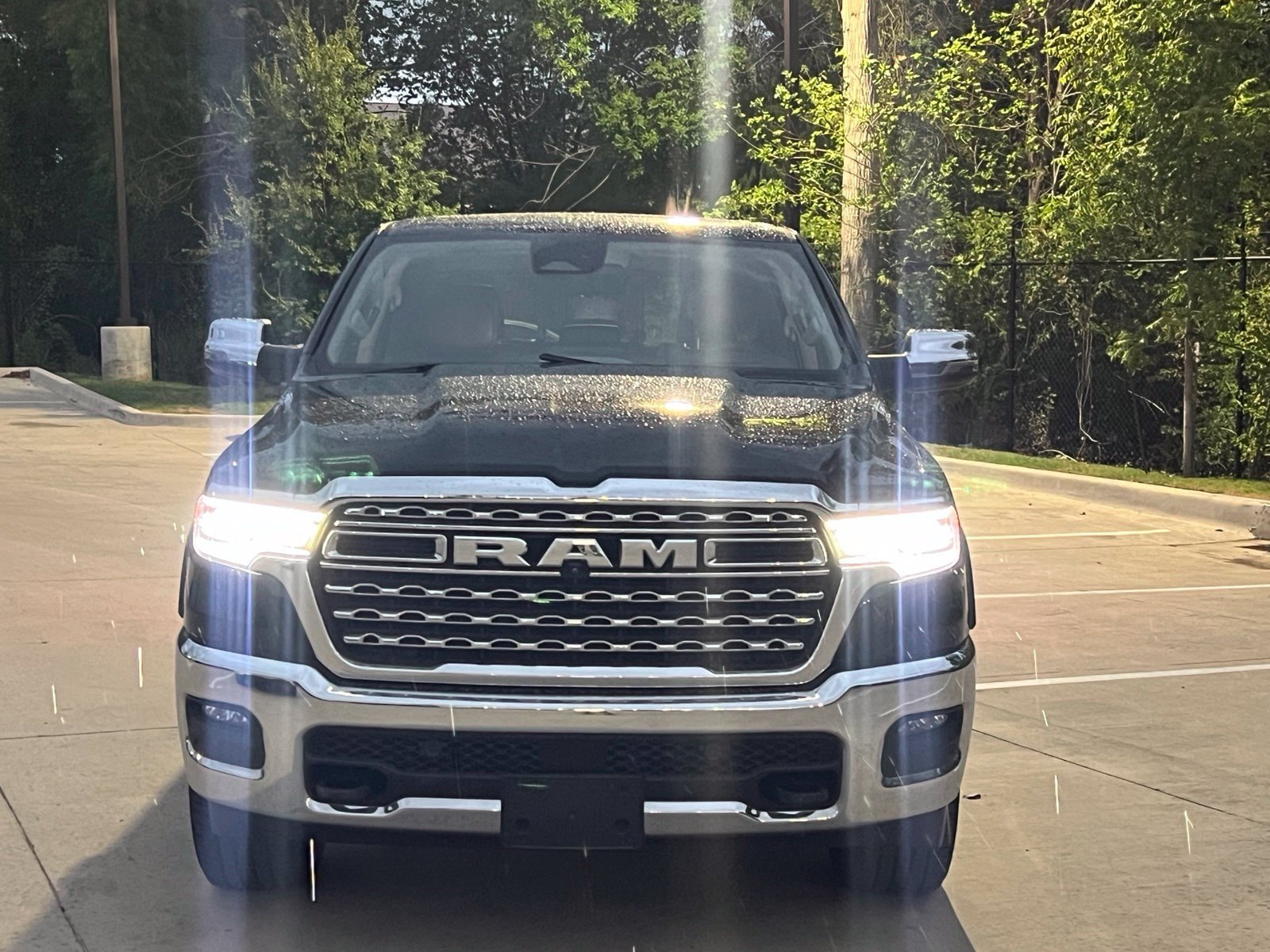 Used 2025 RAM 1500 Limited AWD/4WD image 2