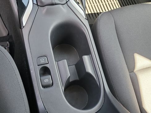 Used 2025 Toyota Corolla LE FWD image 25