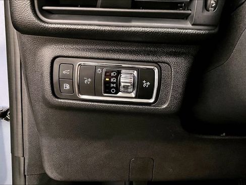 Used 2025 Lincoln Corsair Grand Touring w/ Equipment Group 302A AWD/4WD image 36