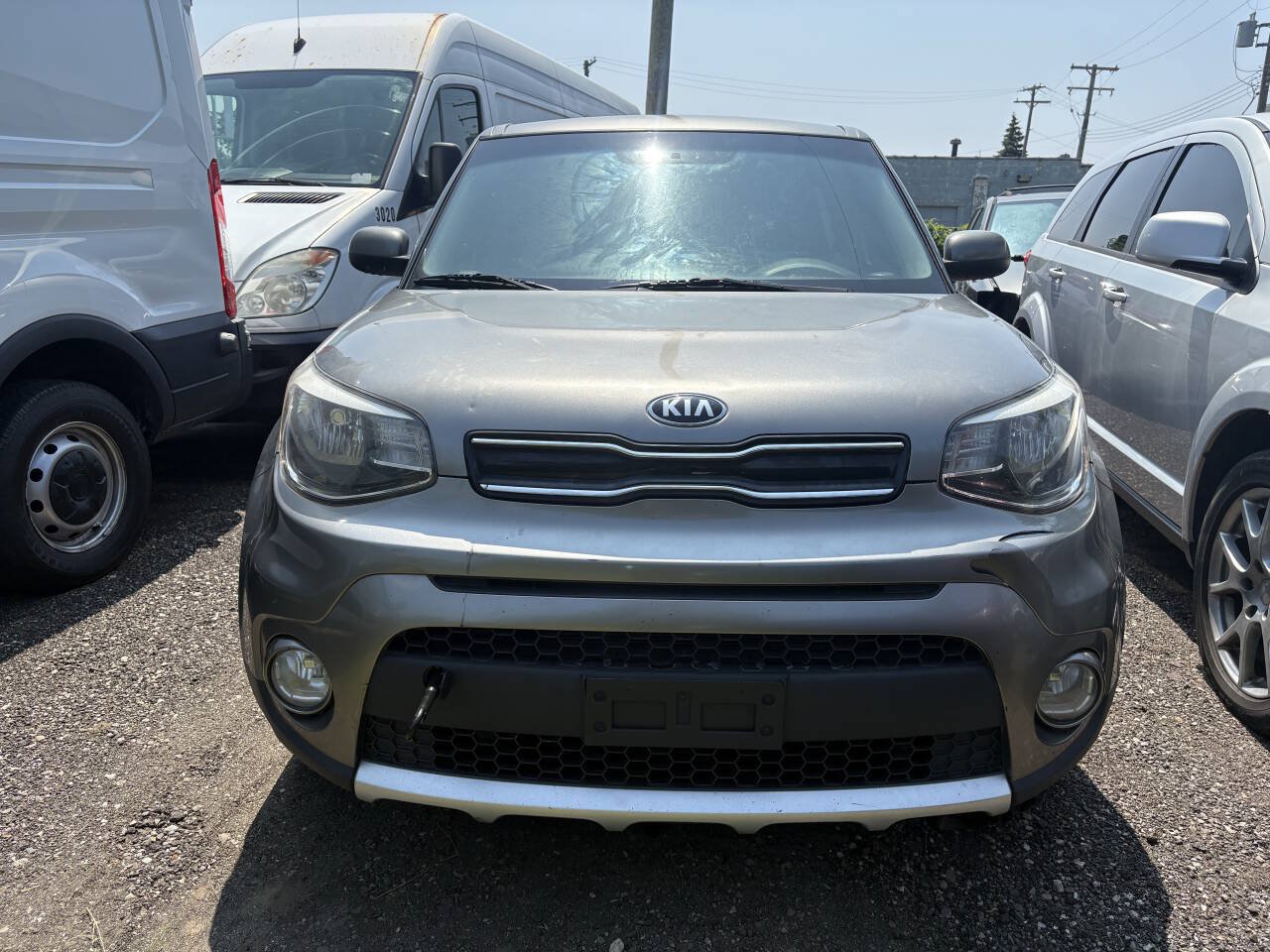 Used 2018 Kia Soul + FWD image 2