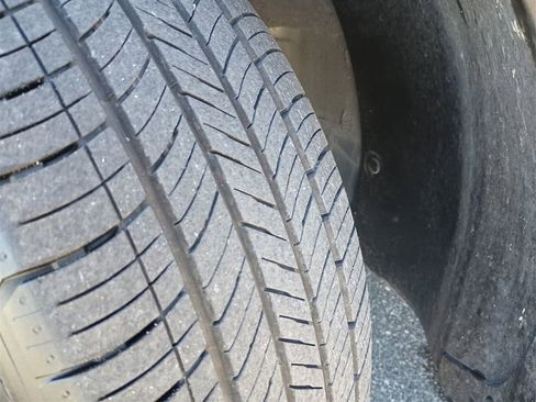 Used 2023 Hyundai Santa Cruz SEL Premium image 34