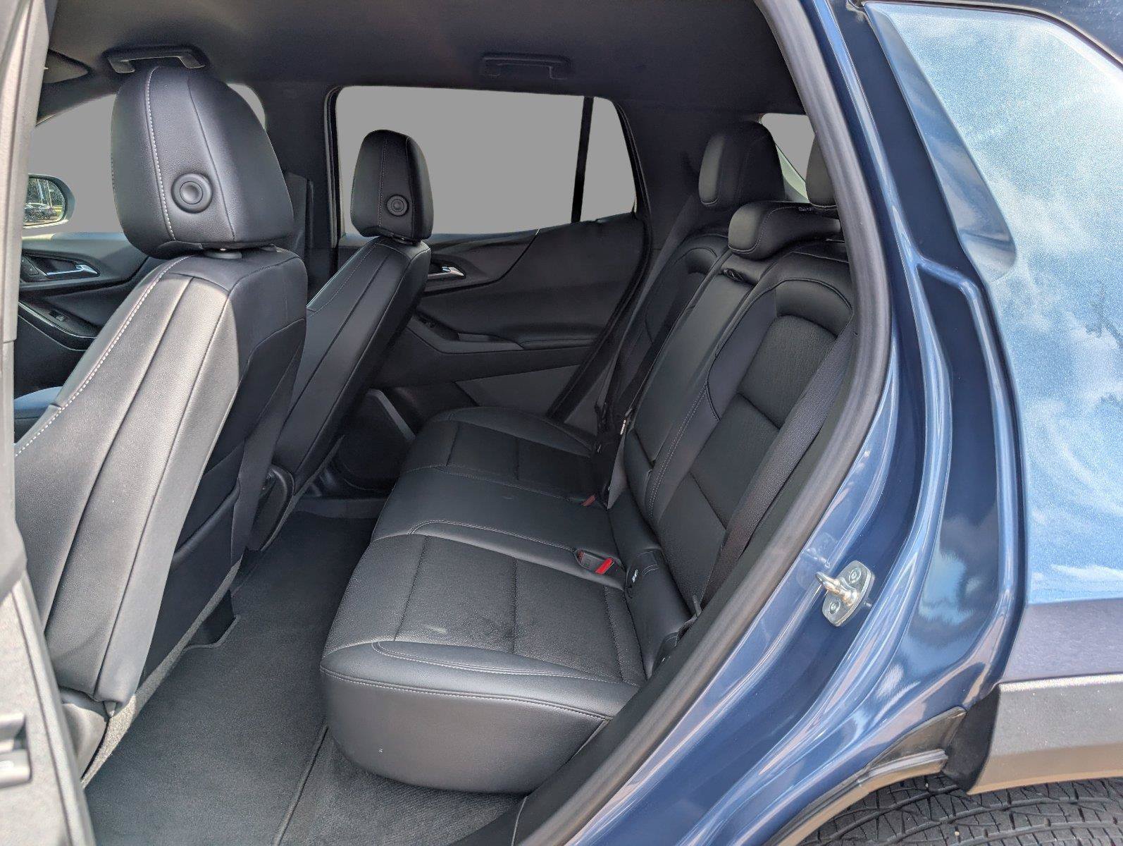 Used 2026 Chevrolet Equinox LT w/ Convenience Package II FWD image 16