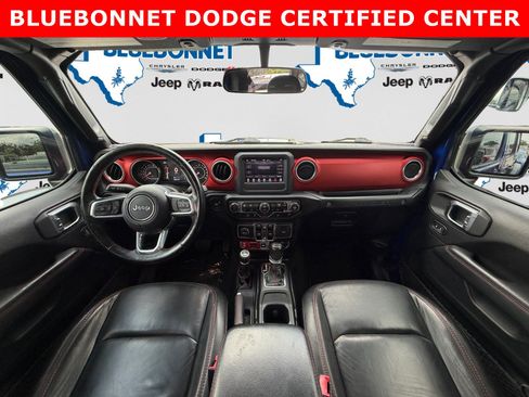 Used 2020 Jeep Wrangler Unlimited Rubicon w/ Cold Weather Group AWD/4WD image 12