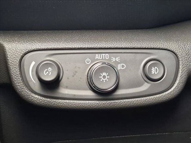 Used 2023 Chevrolet TrailBlazer LT FWD image 17