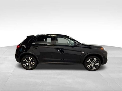 Used 2025 Mitsubishi Outlander Sport ES image 5