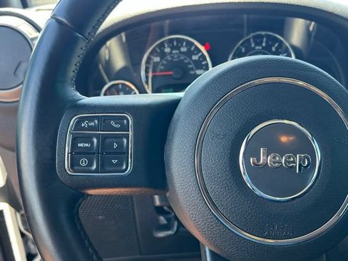 Used 2017 Jeep Wrangler Unlimited Sport w/ Quick Order Package 24S AWD/4WD image 18