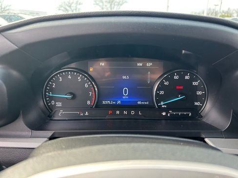 Used 2024 Ford Explorer XLT AWD/4WD image 11